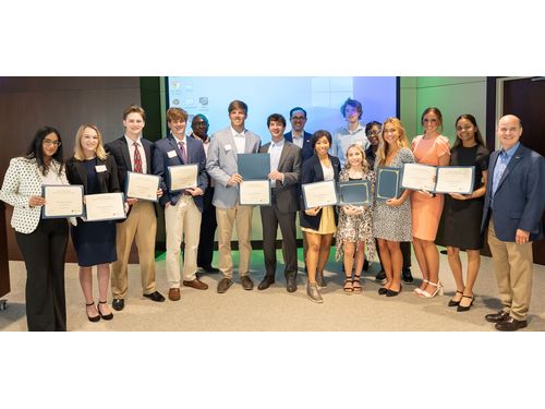 Finalists and Judges from 2022 Business Plan Challenge